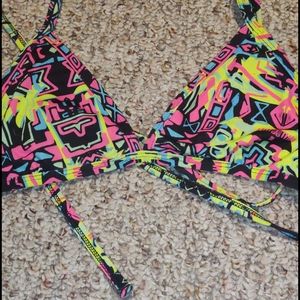 Jolyn Retired print triangle top